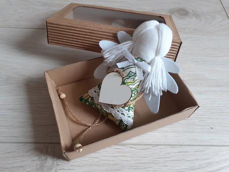 Malý m.i.l.y anjelik etno, 