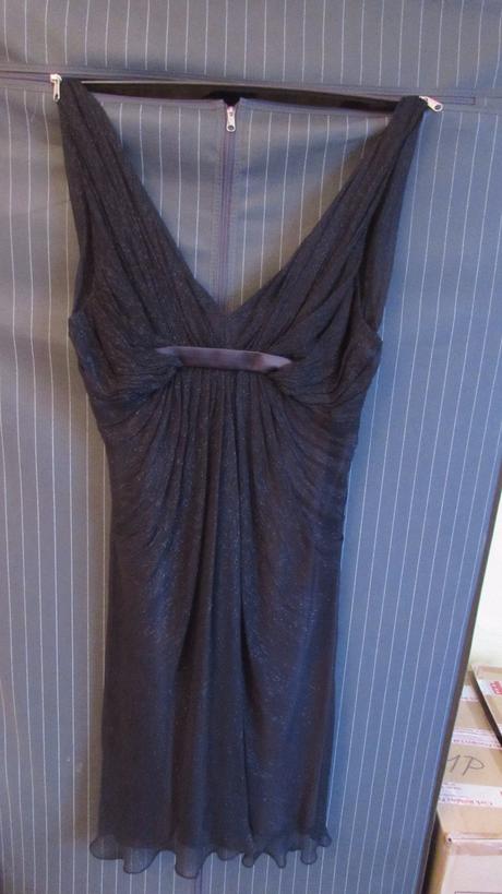 Slavnostne šaty, 40