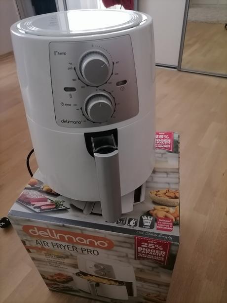 Teplovzdušná fritéza, 