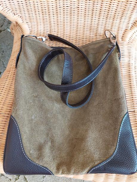 Kabelka brúsené koža,