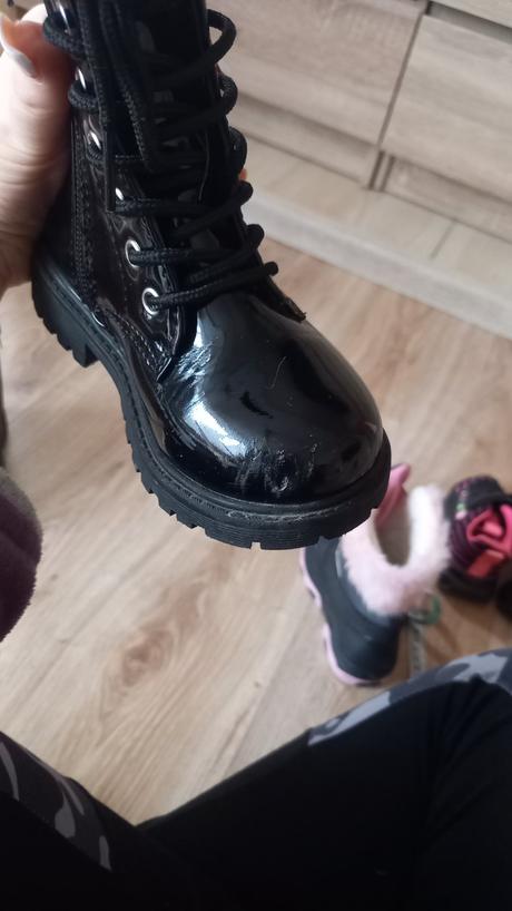 Čierne lakované topanky 25, 25