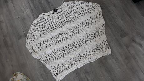 Háčkovaný top, f&f,m