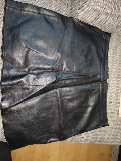 Koženkova sukna, orsay,42