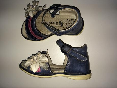 Celokožené sandálky, bambulini,21