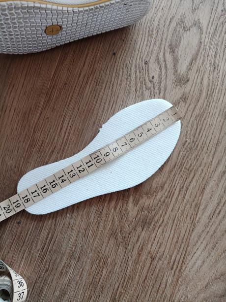 Gumáky, tribord,27