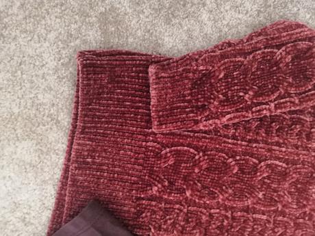 Žinilkovy svetrik, s poštou, c&a,104