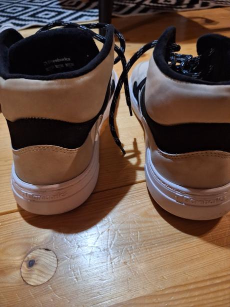 Barefoot topanky, 43