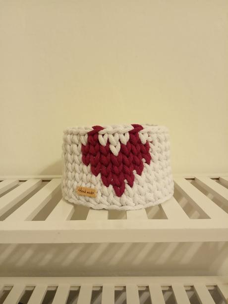 Košíček hackovany, 