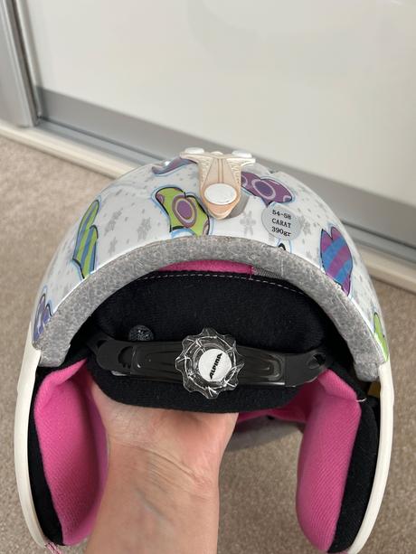 Lyžiarska prilba  veľ. 54-58, alpina sports