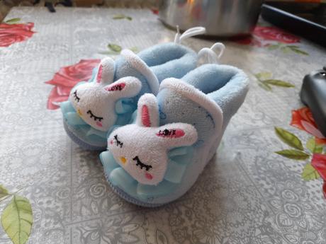 Papučky pre bábätko, 18