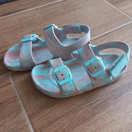 Dievcenske sandale, reserved,32
