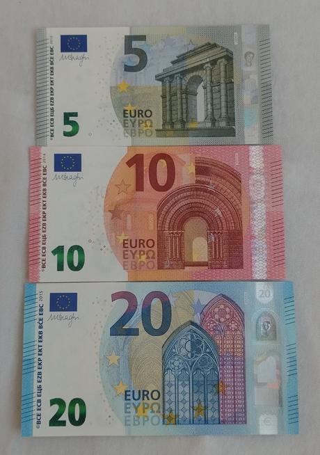 Euro bankovky unc draghi set, 