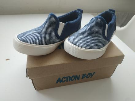 Slip on / platenky, 25