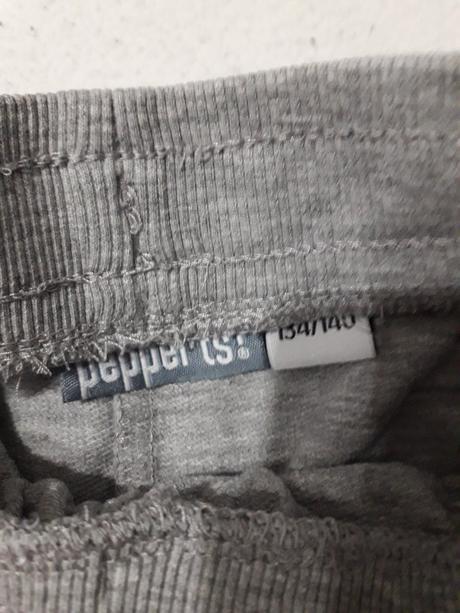 Kraťasy, pepperts,134