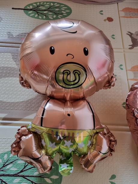 Ozdoba na tortu a vyzdoba na oslavu, 