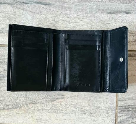 Kožená peňaženka, 