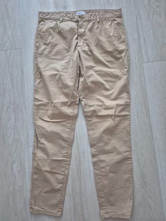 Bezove nohavice, pull&bear,44