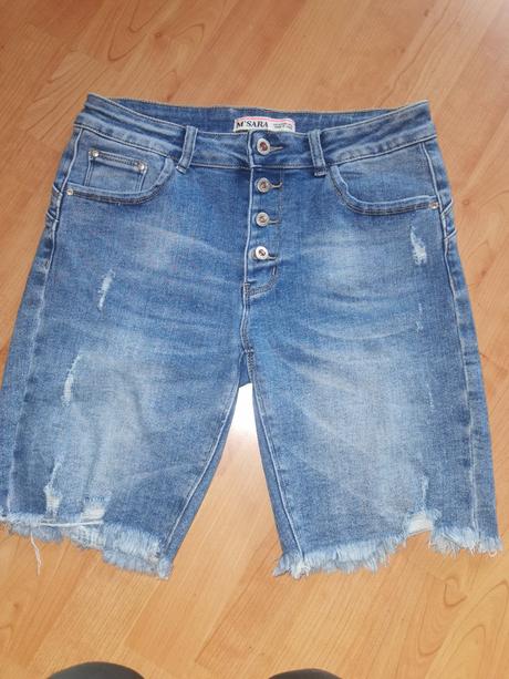 Dámske kraťasy, 30