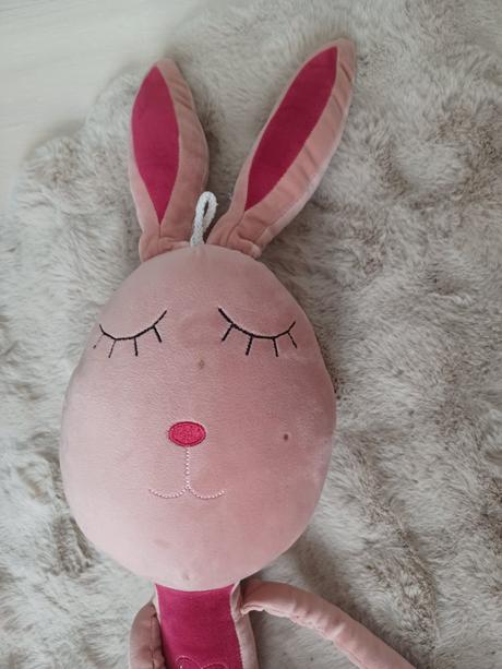 Plyšový spínací zajačik bunny,