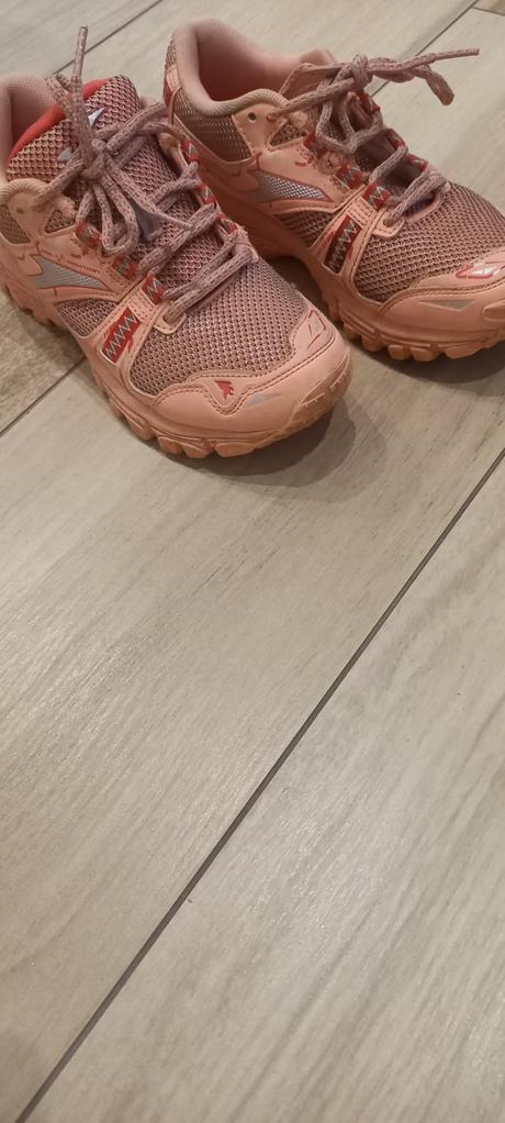 Turist.tenisky 37, 37