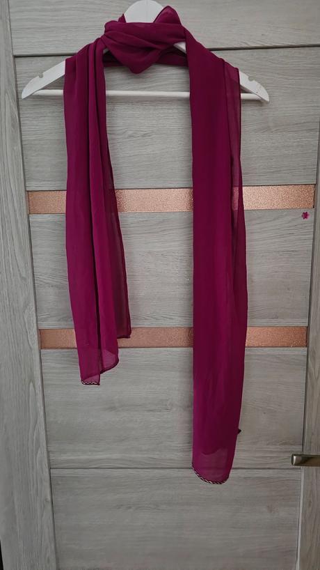 Spoločenské šaty, 40