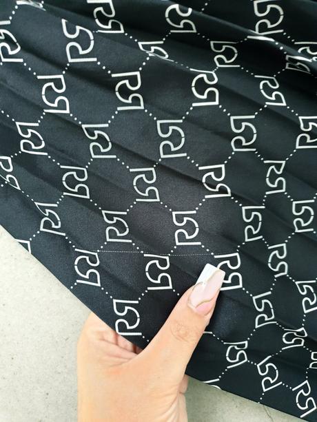 Rinascimento šaty m, m