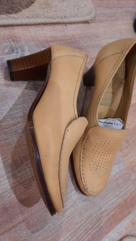 Kràsne topànky, 38