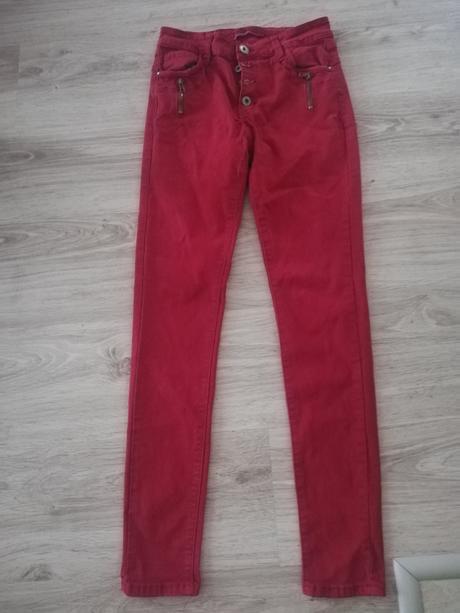 Nohavice s vyšším pásom, s