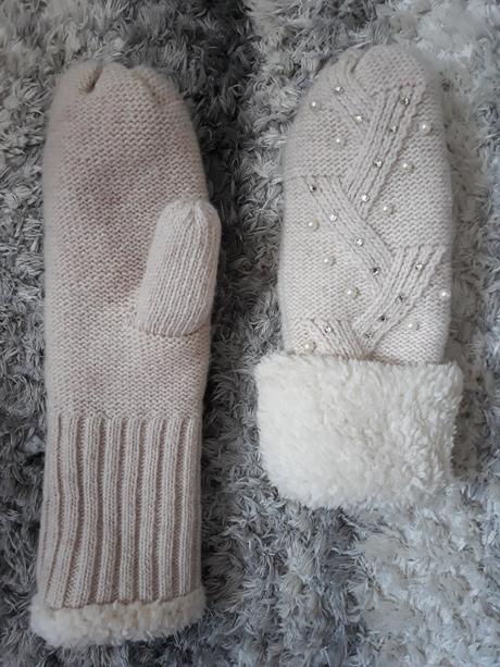 Rukavice s kamienkami, s