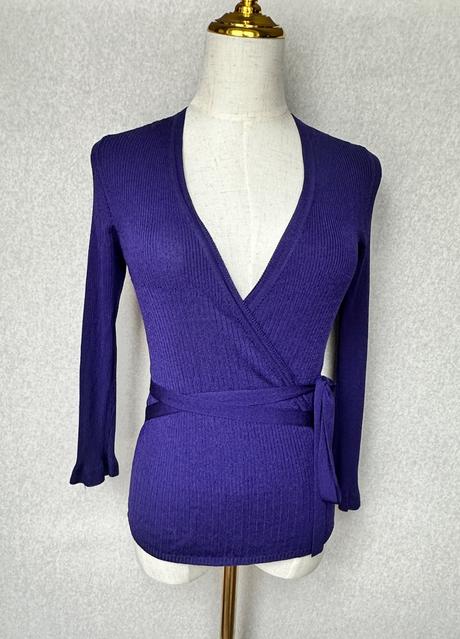 Escada pulovrík /top, 36