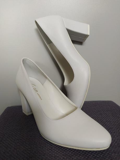 Lodičky, 37 / 38 / 39