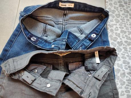 2 nohavice a jedny leginky k tomu, sinsay,140