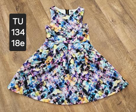 Krasne farebne saty, tu,134