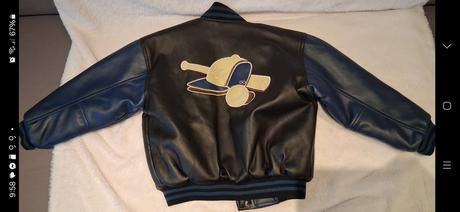 Frajerská koženková bunda, 122