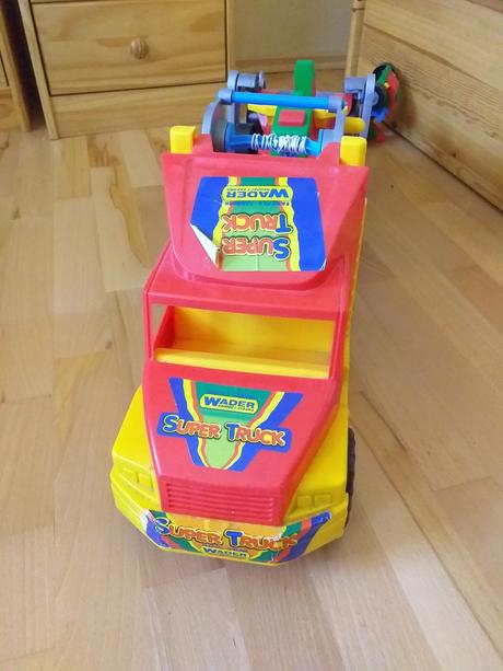 Mam na predaj kamion,