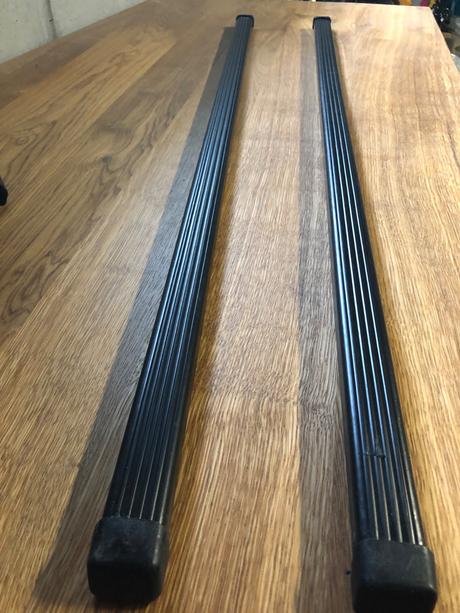 Strešny nosič thule na vw golf 5 plus, 