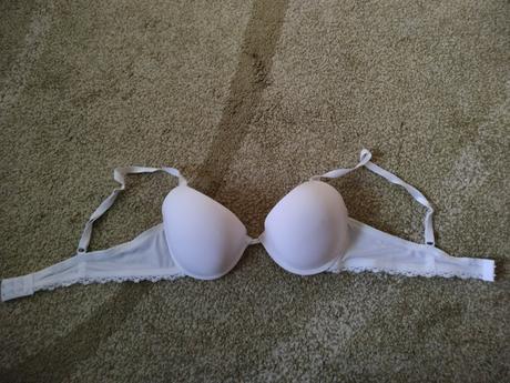 Dámska podprsenka, 75b