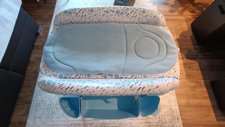 Prebaľovací pult s vaničkou, 