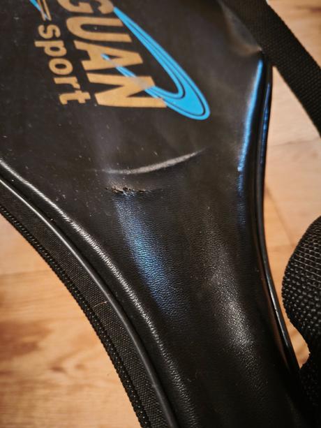 Badmintonová raketa shangguan sport + obal,