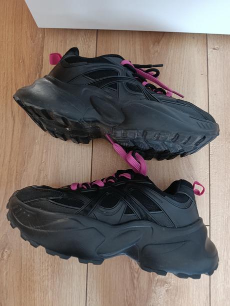 Tenisky,top stav, 39