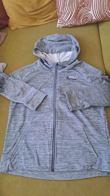 Chlapčenská mikina funkčná, nike,158