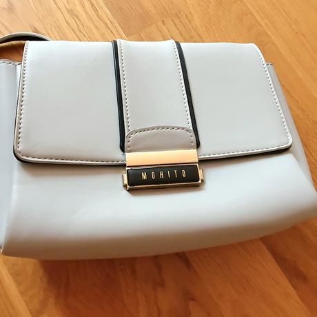 Kabelka cez plece, mohito