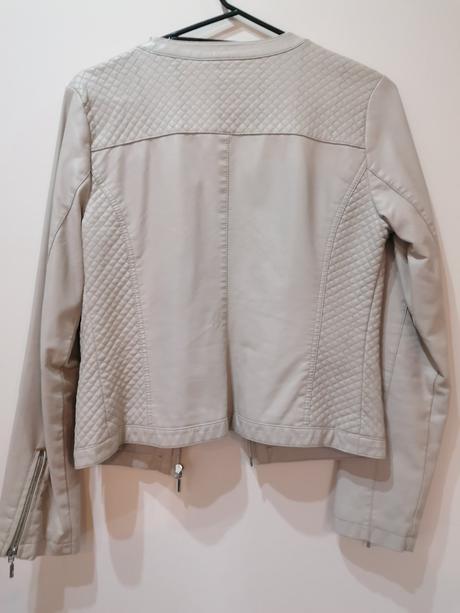 Koženka, reserved,s