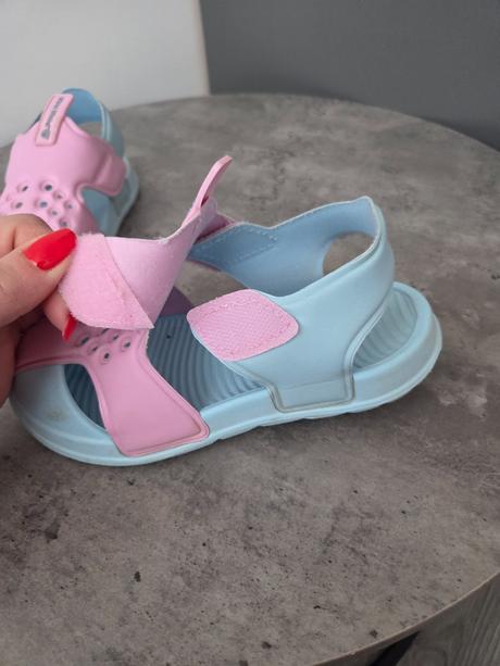Sandále, nike,27