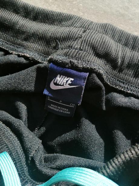 Tepláky nike vs, nike,s