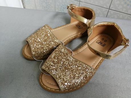 Zlaté trblietavé sandálky 29, f&f,29