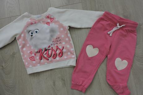 Mikina + tepláky grátis, takko,98