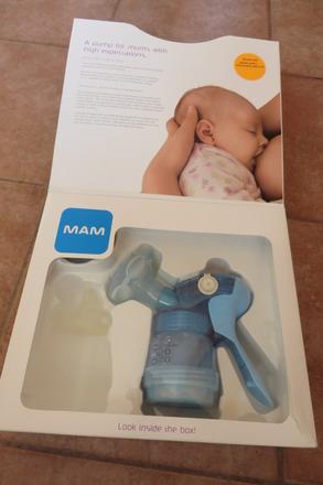 Ručná odsávačka mlieka mam + tampóny do podprsenky,