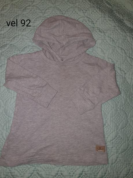 Tricko s kapucnou, 92