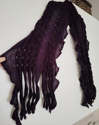 Fialový šál, 
